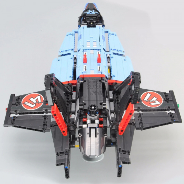 Конструктор Lepin 20031 Сверхзвуковой истребитель - Technic 42066
