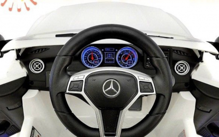 Электромобиль "Mercedes-Benz CLA45 AMG LUXURY"